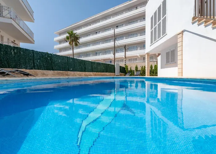 Apartamentos Marivent By Mhr